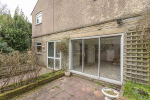 Higher Park Royd Drive